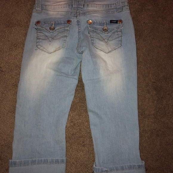 Denim Jeans & Capri - Picture 2 of 6